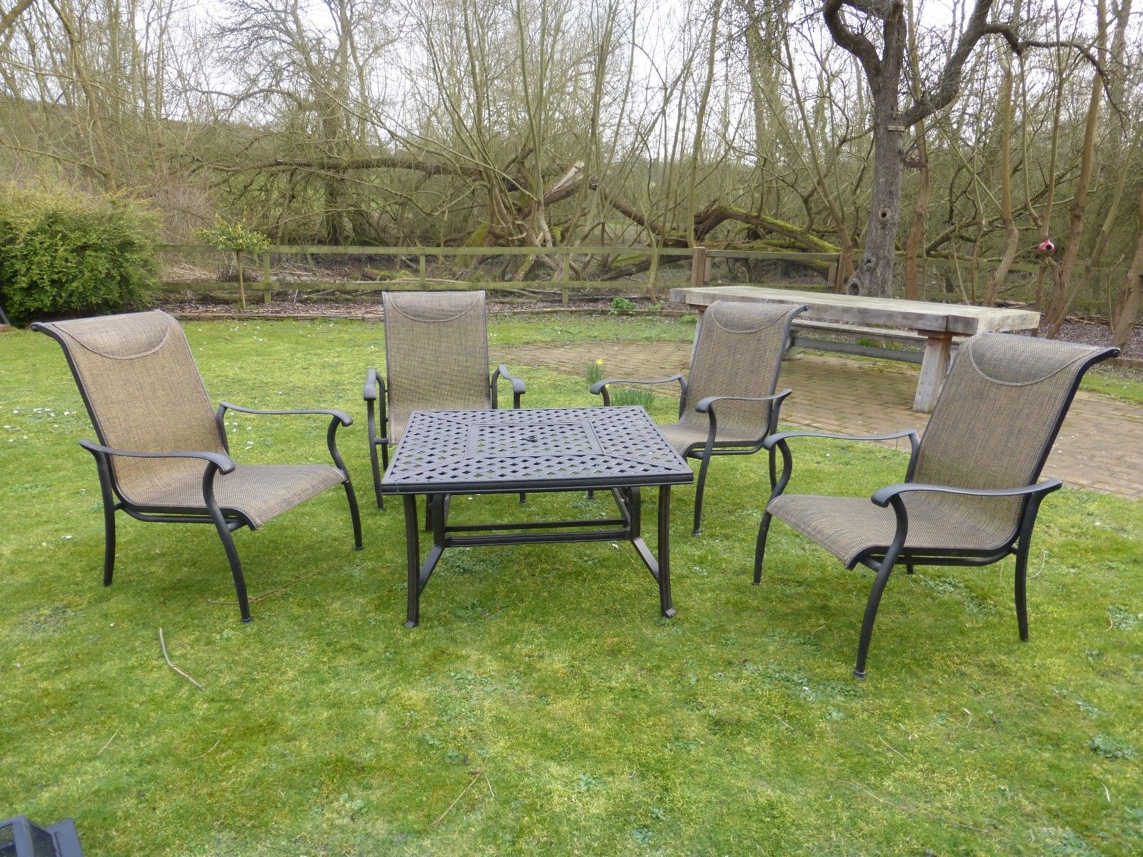 Jamie oliver bbq outlet table and chairs