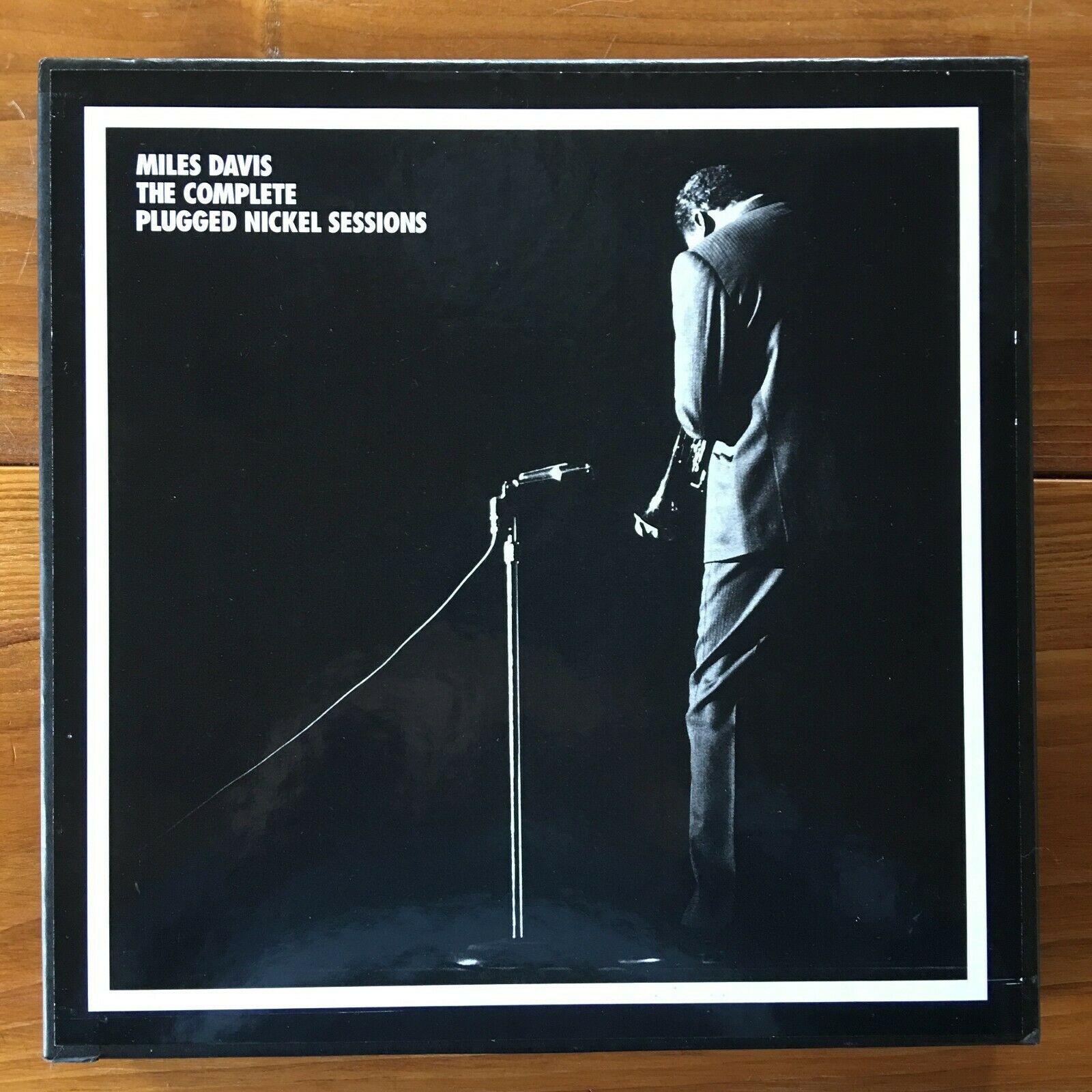 洋楽 LP Miles Davis at Plugged Nikel 11LP10NT DAVIS,MILES - At Plugged Nickel Chicago - Amazon.com Music