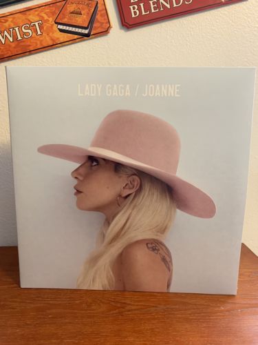  Lady Gaga Joanne Rosa Fluorescente 2 Lp Vinilo Set-Urban  Outfitters Exclusivo - auction details