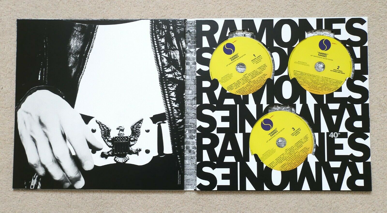 Vinyl Unboxing The Ramones It S Alive 40th Anniversar vrogue.co